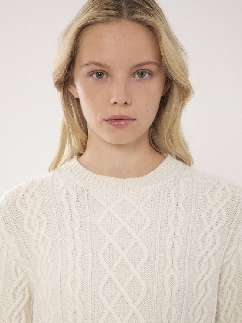 Iconic Milk Chloe Generous Cable-knit Knitwear | CHE-SR13956